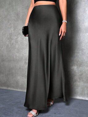 Black Elegant Women's Plus Size Maxi Skirt